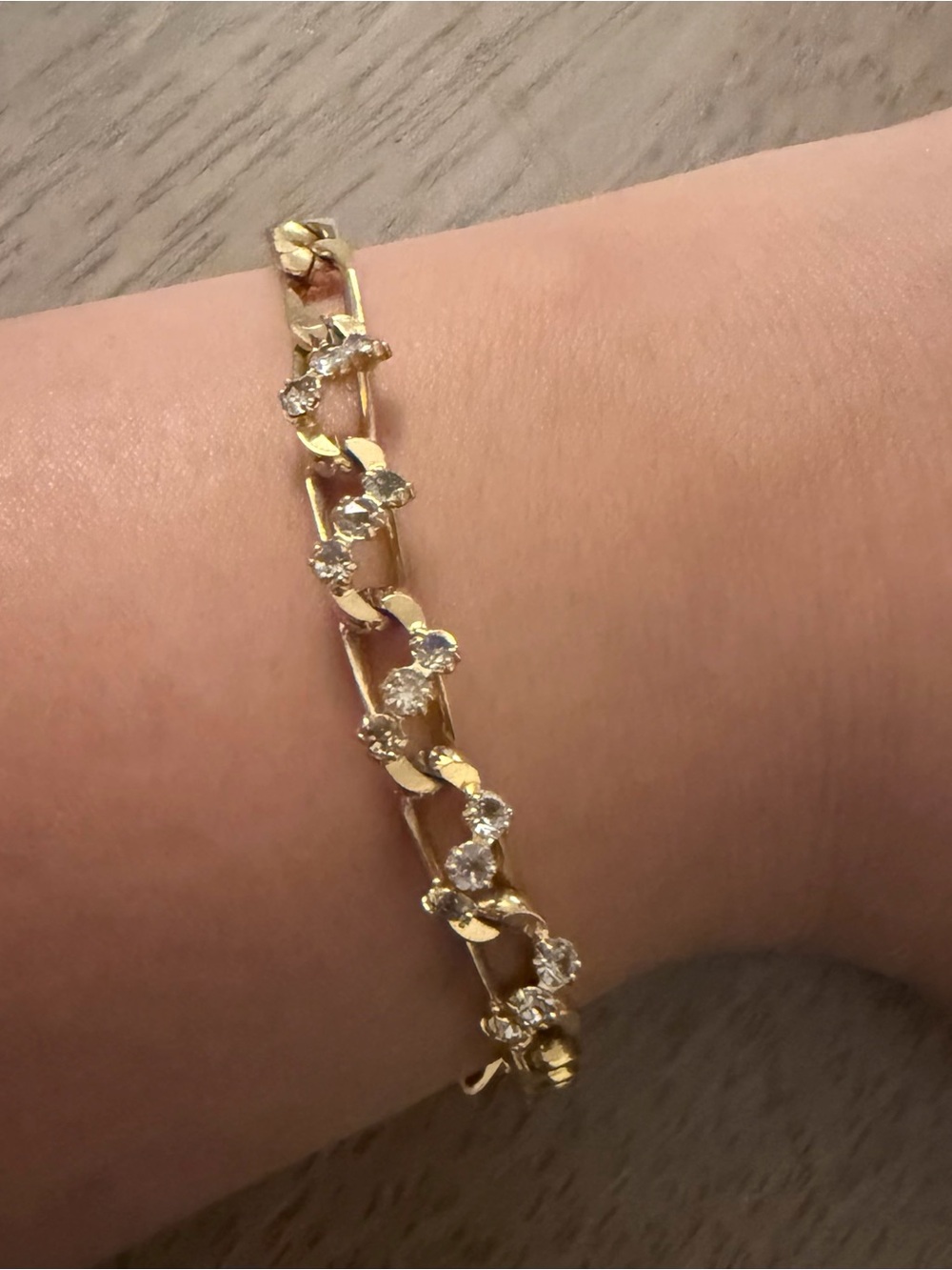 Vintage crown trifari gold- tone linked bracelet.